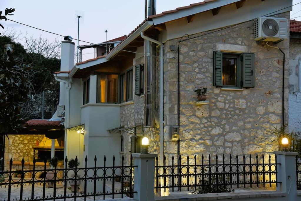 La Casa Di Bella A Tradional Stone House With Barbecue Villa Kariá Dış mekan fotoğraf