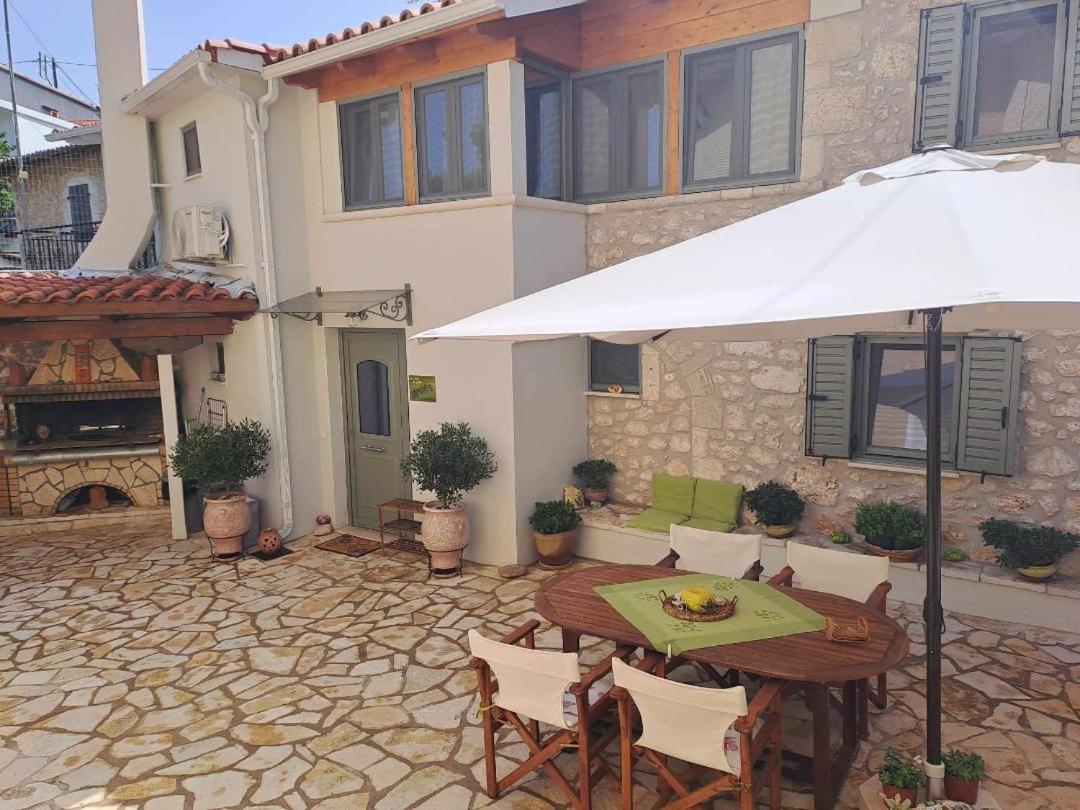 La Casa Di Bella A Tradional Stone House With Barbecue Villa Kariá Dış mekan fotoğraf