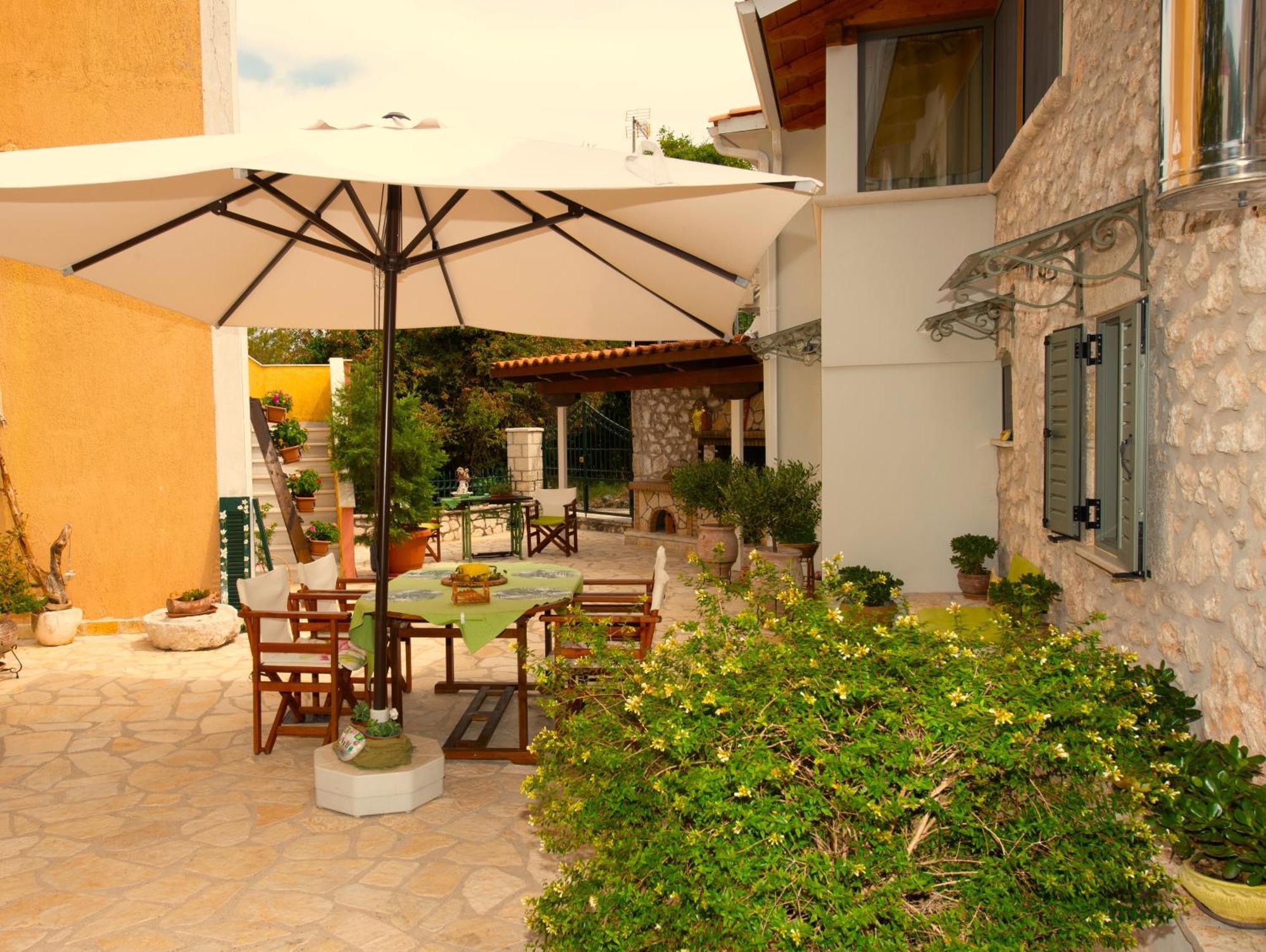 La Casa Di Bella A Tradional Stone House With Barbecue Villa Kariá Dış mekan fotoğraf